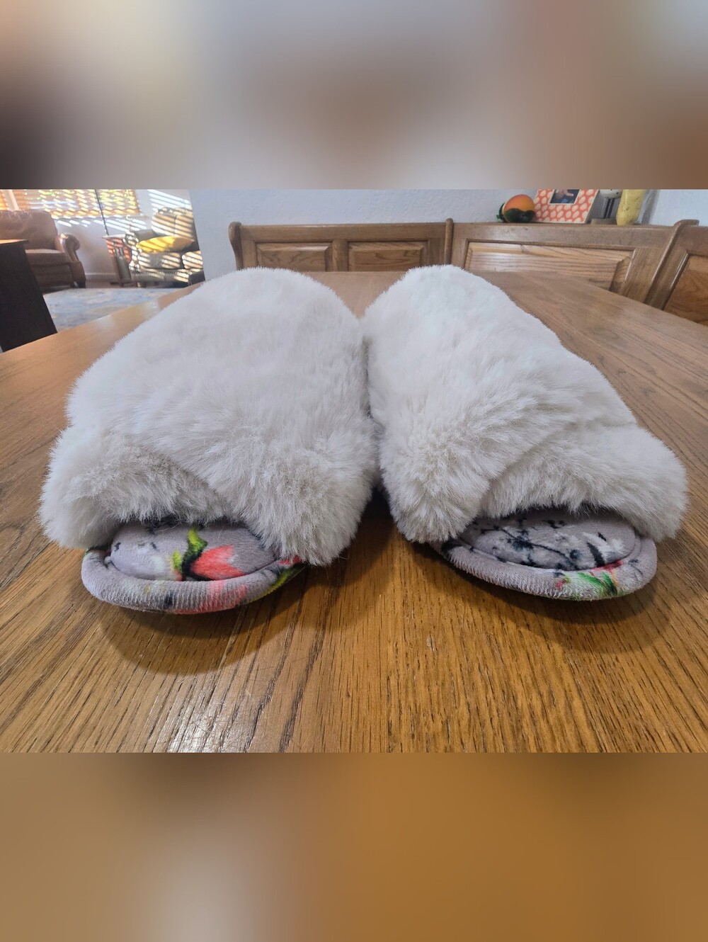 Dearfoams Pink Floral Slip-On Slippers with Cream Faux Fur-Size 9/10